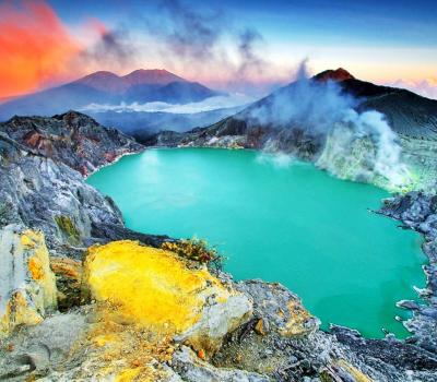 voyage à bali Mont Kawah Ijen Blue Fire Randonnée avec un guide francophone balinais -balilabelle