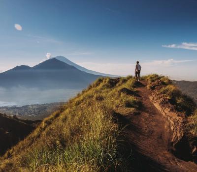 voyage à bali , escalader le mont batur magnifique-balilabelle
