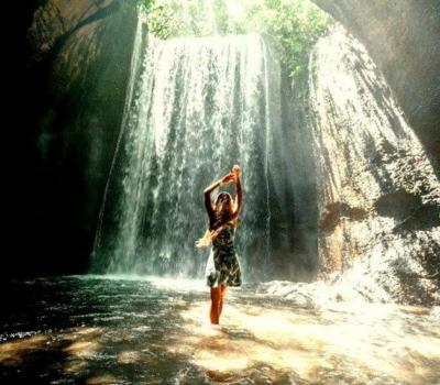 top randonnée dans le village de sidemen et belle cascade cepung, balilabelle