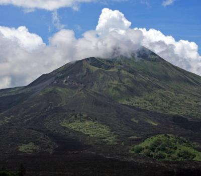 exceptionelle a faire l'ascension du mont batur  sur bali