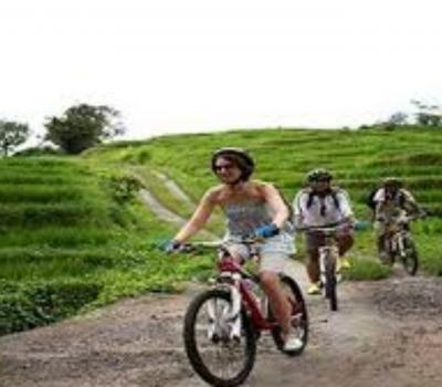 jatiluwih VTT, bali balade  à pied très belle vue sur les rizières en terrasses