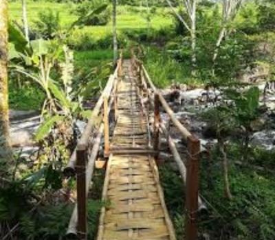 Notre conseil est de faire une promenade dans le village de Kastala dans le cadre de Gunung Agung et