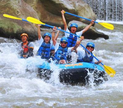 bali,telaga waja rafting