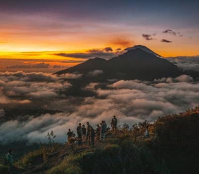 faites l'ascension  très magnifique du mont batur avec balilabelle