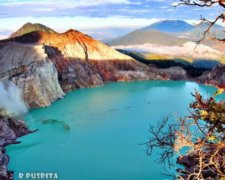 randonnee et Explorer Le Mont Ijen avec L'ile de Menjangan( 3jours et 2 nuits)