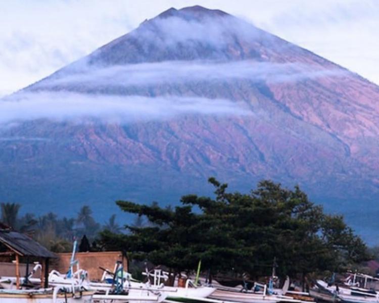 voyage à bali avec activité de la randonnée au mont agung -balilabelle