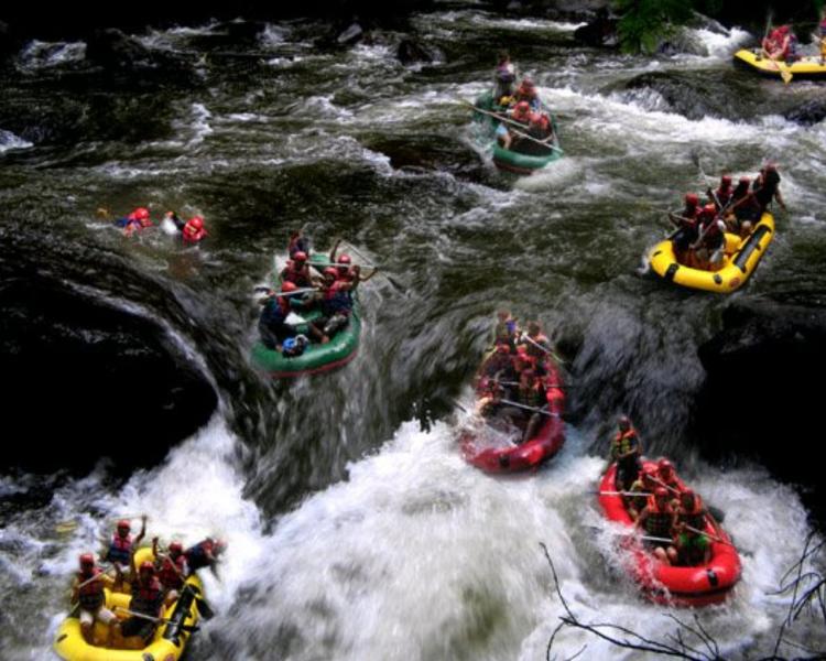 voyage à bali avec balilabelle gravir du mont Batur avec vous et Rafting - Ubud, Bali