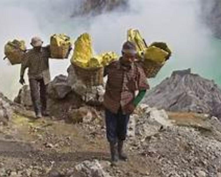 les forfaits TOP MONT BROMO ET CRATERE IJEN DANS L'EST DE JAWA (3 jours 2 nuits) DEPUIS BALI