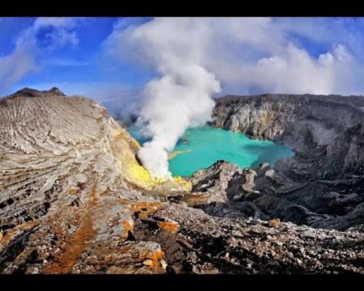 Mont Kawah Ijen Blue Fire Randonnée est un voyage organisé de Bali à Java,balilabelle