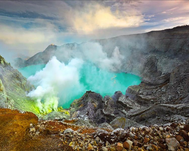 voyage à bali mont ijen Blue Fire avec un guide francophone balinais -balilabelle