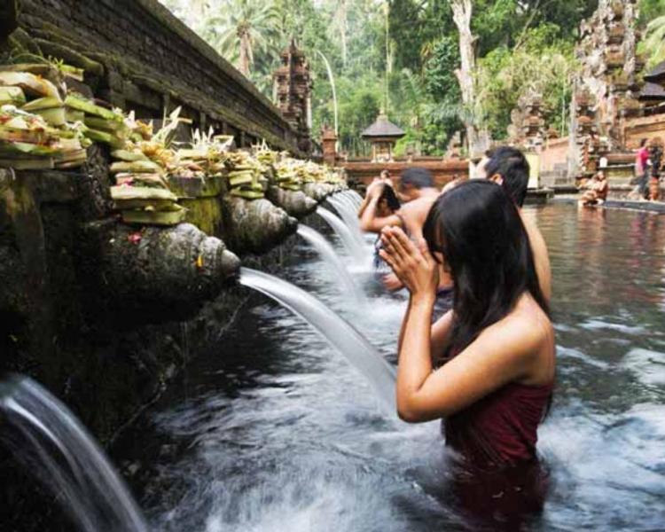 escalade du mont batur@balilabelle2026