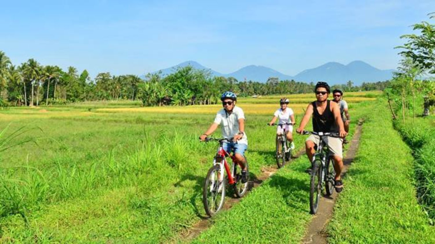 voyage à bali ,faire du vélo  -balilabelle