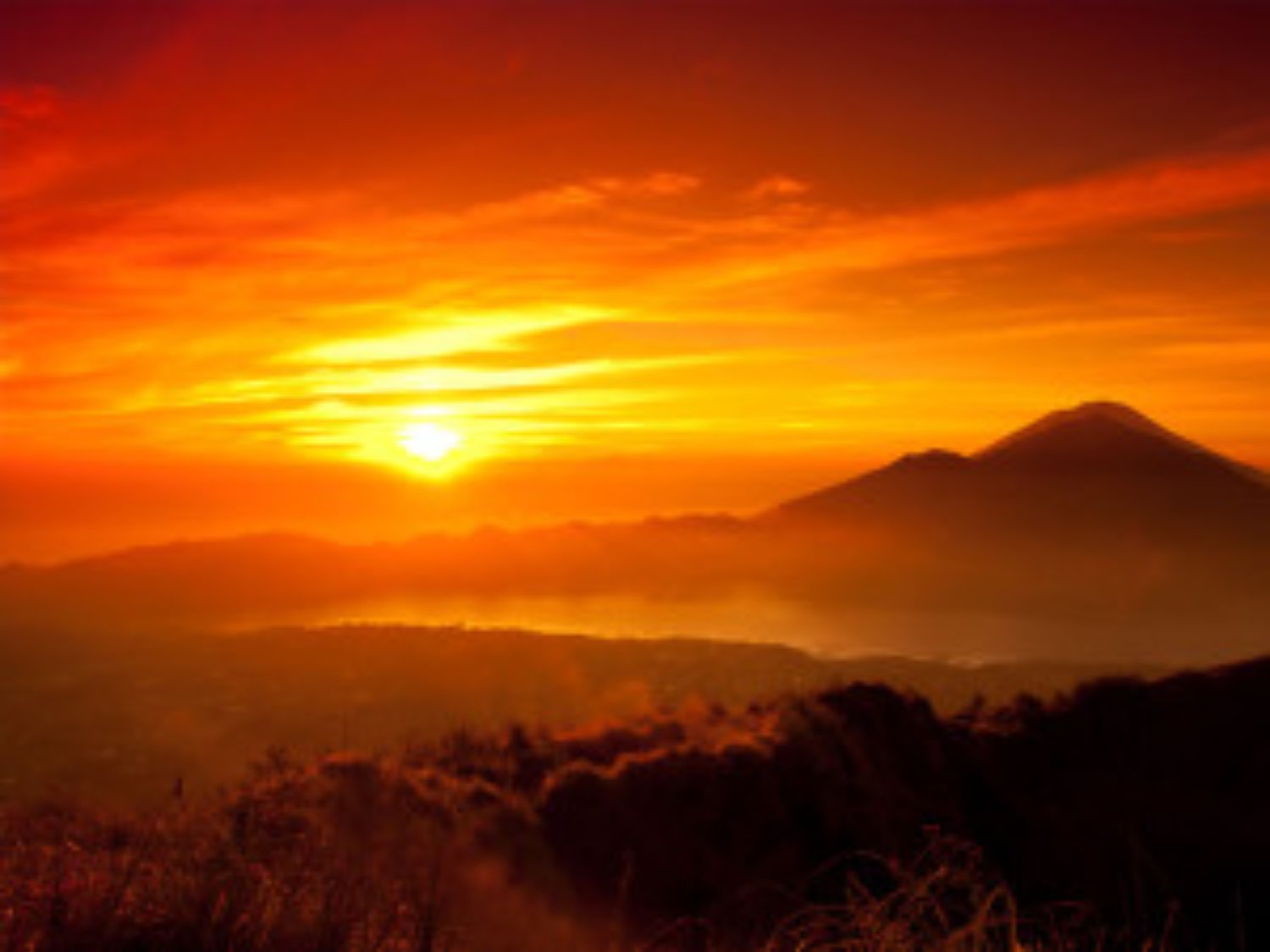 randonnée  au lever du soleil est incroyable et inoubliable mont batur