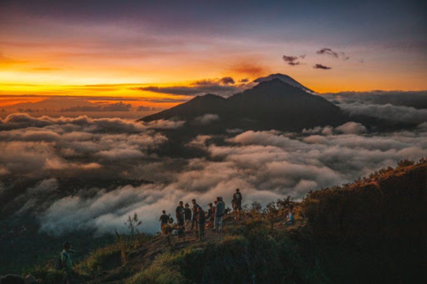 faites l'ascension  très magnifique du mont batur avec balilabelle